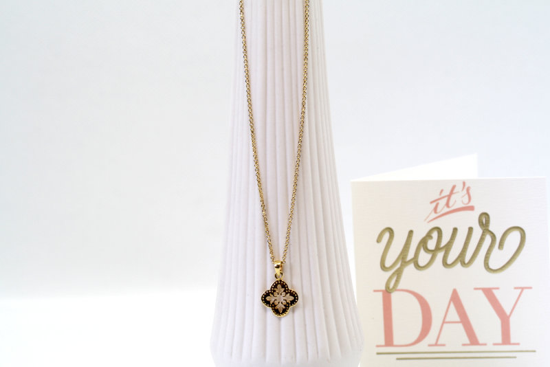 Collier